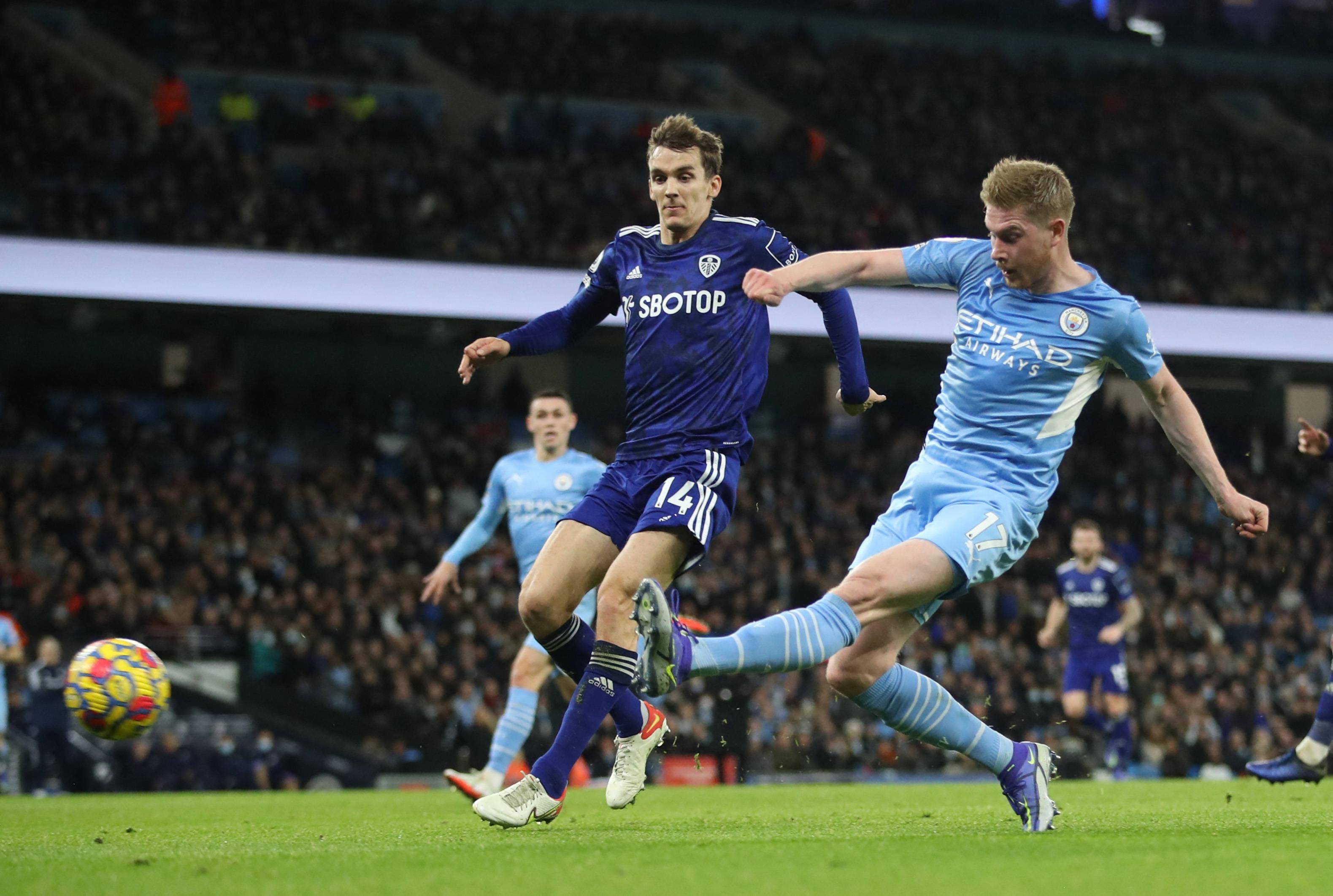 每体：VIP座位出售交易将获审计确认，巴萨有望完成球员注册.