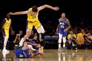 顺应足球发 顺应足球发