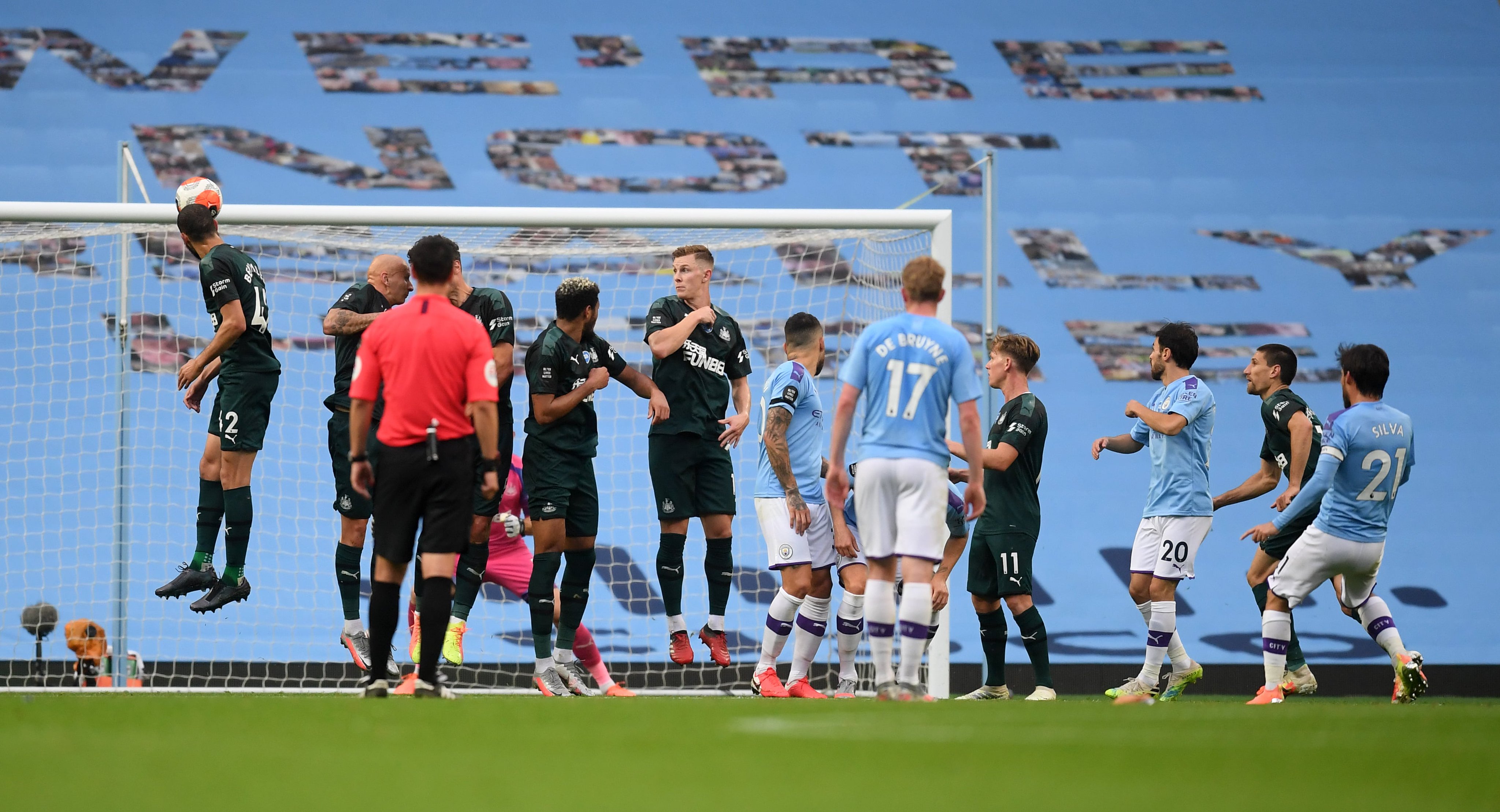 多个国家的 多个国家的